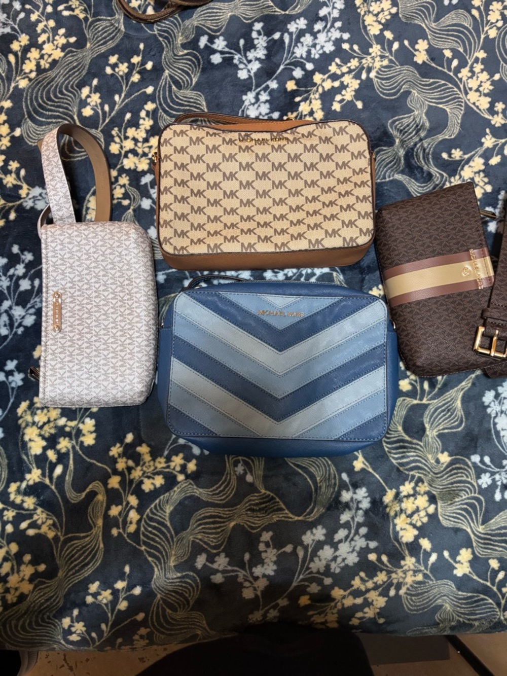 authentic Michael Kors Bundle As Is No Return No Request No Cancellations